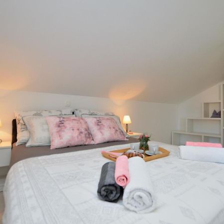 Apartments Viktoria Lovran Dış mekan fotoğraf
