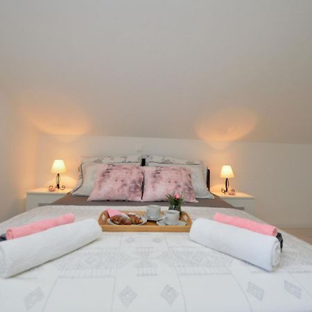 Apartments Viktoria Lovran Dış mekan fotoğraf
