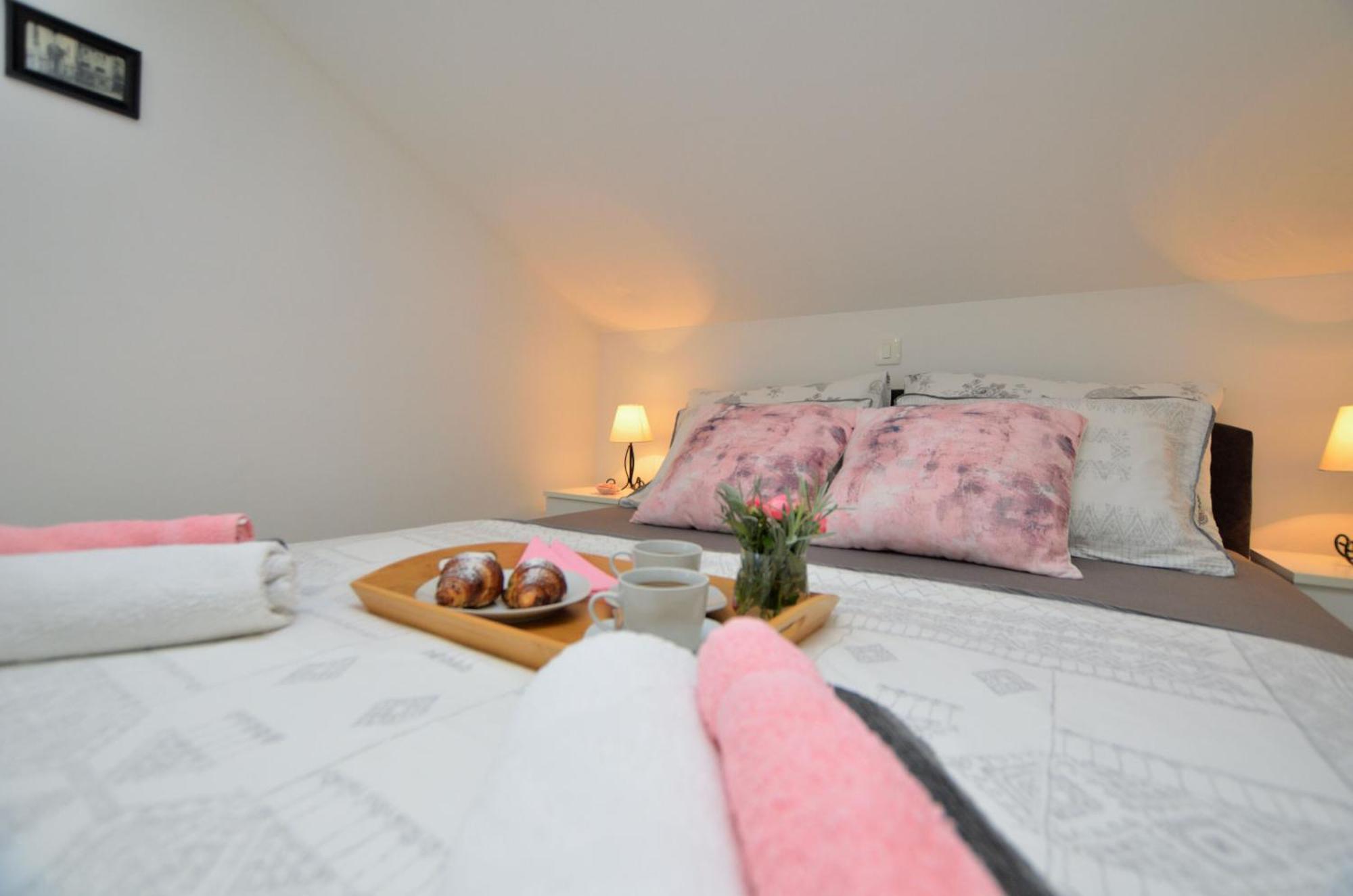 Apartments Viktoria Lovran Dış mekan fotoğraf
