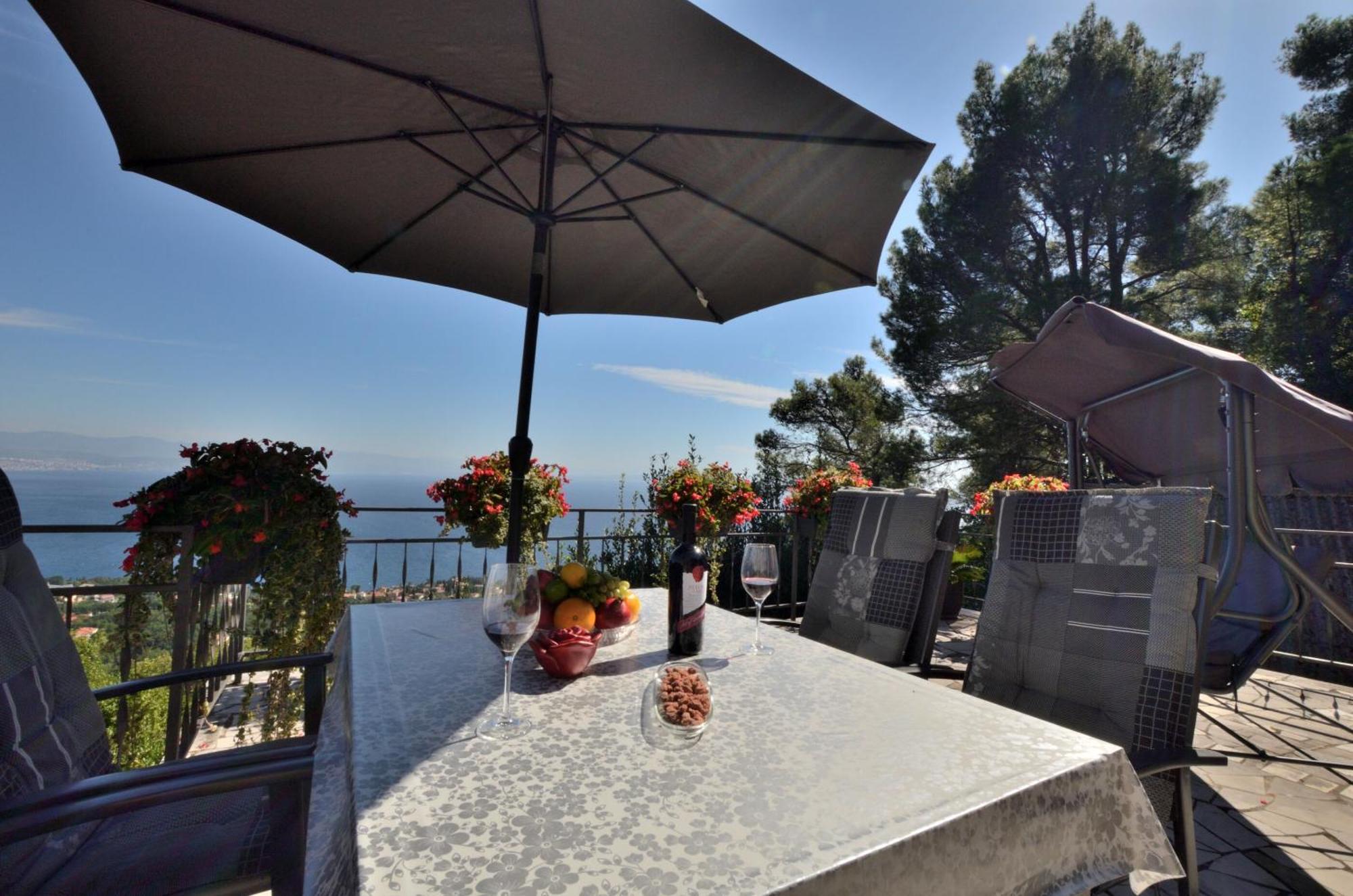 Apartments Viktoria Lovran Dış mekan fotoğraf