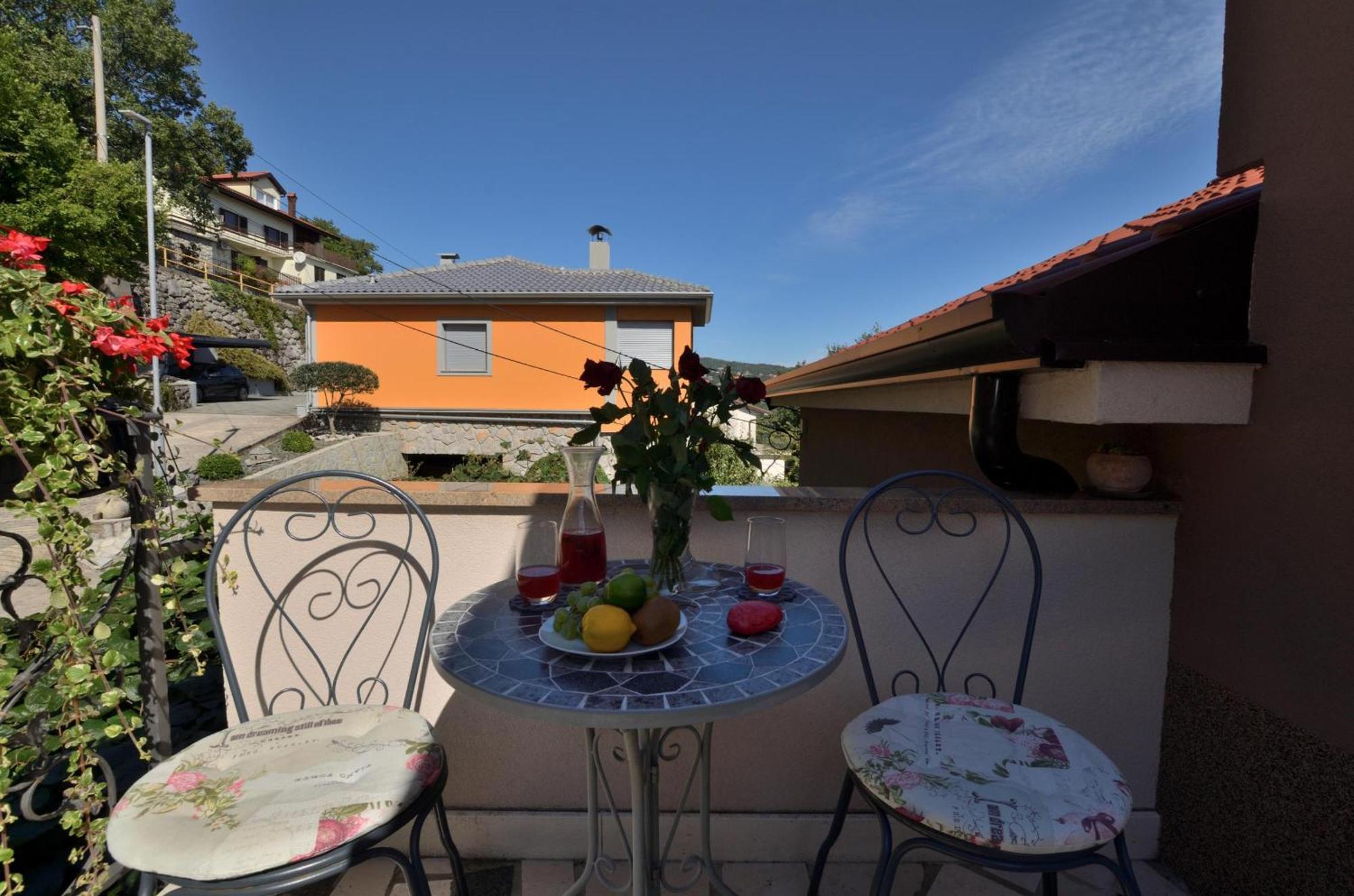 Apartments Viktoria Lovran Dış mekan fotoğraf