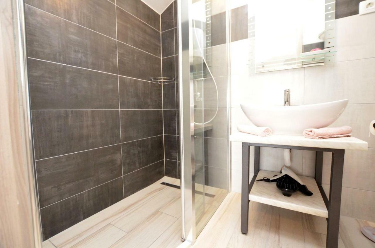 Apartments Viktoria Lovran Dış mekan fotoğraf